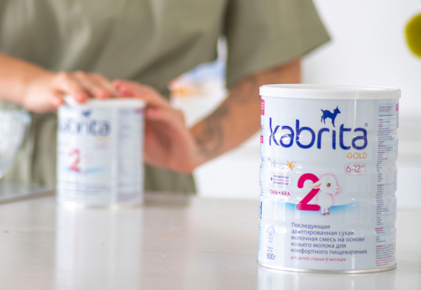 Продукция Kabrita Gold 2 — адаптированная смесь на основе козьего молока для детей старше 6 месяцев